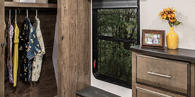 2020 KZ RV Durango D301RLT Fifth Wheel Bedroom Closet