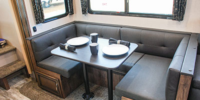 2019 KZ RV Durango Half-Ton D286BHD Fifth Wheel Dinette