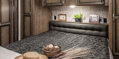 2019 KZ RV Durango Half-Ton D291BHT Fifth Wheel Bed