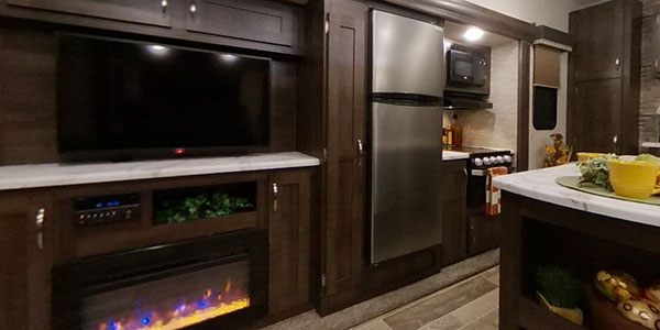 2019 KZ RV Sportsmen 303RL Fifth Wheel Interior 360