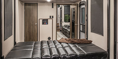 2019 KZ RV Venom V-Series V3411TK Fifth Wheel Toy Hauler Cargo Area Dinette Down