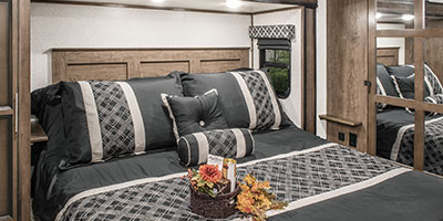 2021 KZ RV Durango Gold G383RLQ Fifth Wheel Bed