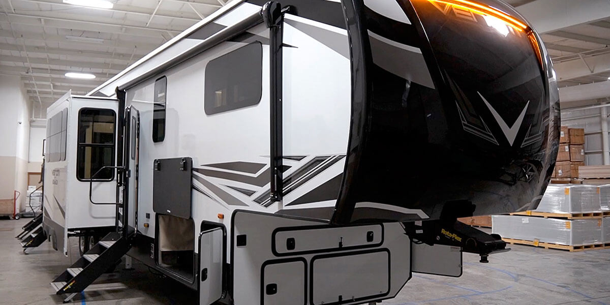 2023 KZ RV Venom 4013TK Fifth Wheel Toy Hauler Quick Tour Video