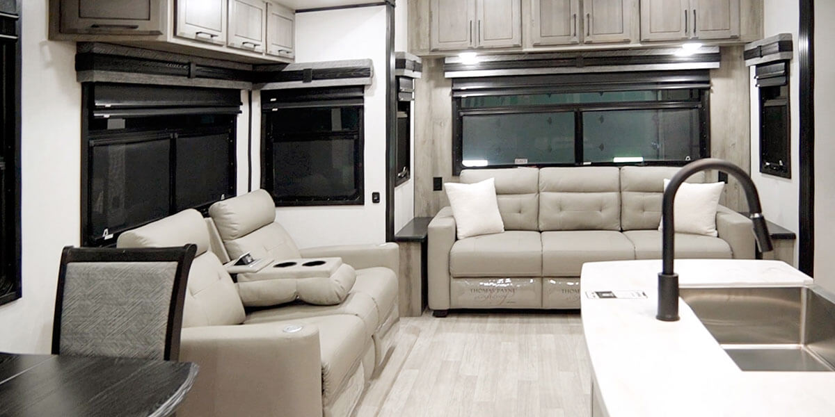 2023 KZ RV Durango Gold G366FBQ Fifth Wheel Quick Tour Video